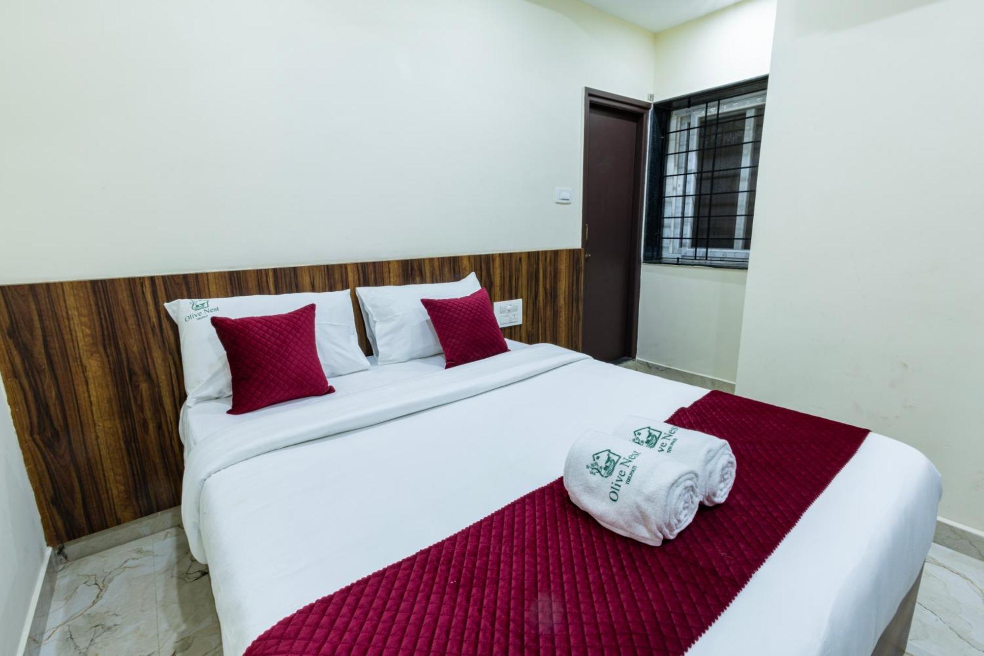 Olive Nest- Tirupati Bus Stand- 300 Meters, Railway Station- 400 Meters Hotel Exterior foto